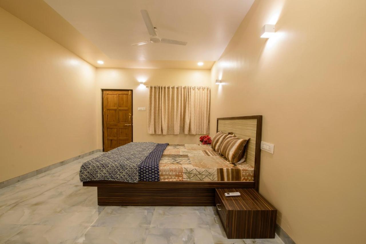 Coral Bay Villa Kashid Exterior photo
